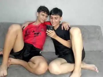 Chaturbate Live Sex Cam of pelusos_mens