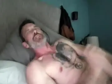 Chaturbate Live Sex of straighthungmarriedman