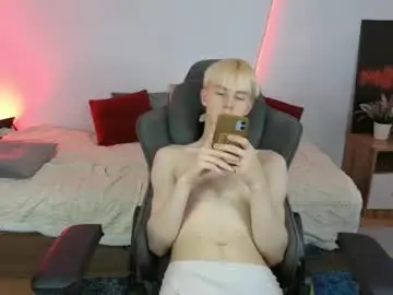 Chaturbate Live Sex Cam of lucidangelok