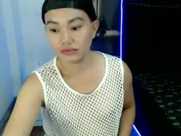 Chaturbate Live Sex Cam of skyloquitexx