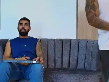 Chaturbate Live Sex Cam of the_golden_boys
