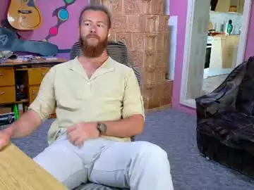 Chaturbate Live Sex Cam of sir_pelo_iv
