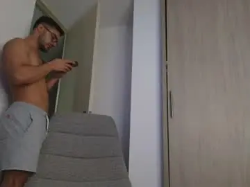 Chaturbate Watch Live Sex Cams of andrew_west_