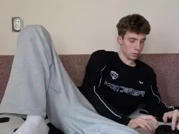 Chaturbate Free Live Porn of cute_brian