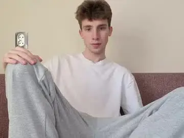 Chaturbate Watch Live Sex Cams of cute_brian