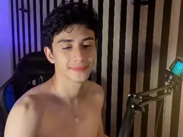 Chaturbate Live Sex Cam of mikevoss_