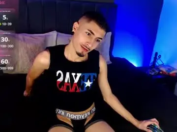 Chaturbate Nude Webcam of richard_carter_