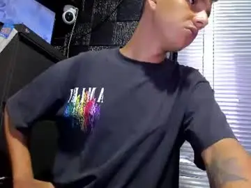 Chaturbate Free Porn Cam of g_lincoln