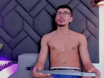 Chaturbate Watch Live Sex Cams of philip_collins