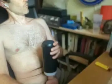 Chaturbate Best live sex cam show of benjdean