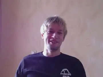 Chaturbate Live Porn of frame_tamer888