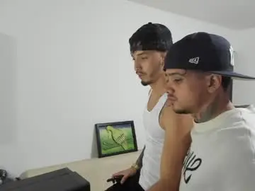 Chaturbate Sex Cam of noahscott1