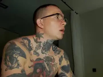Chaturbate Free Porn Cam of tom__ice