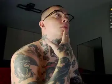 Chaturbate Sex Cam of tom__ice
