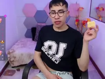 Chaturbate Free Live Porn of andy_norton