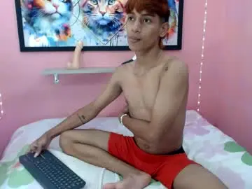 Chaturbate Live Sex Cam of damian_wicked18