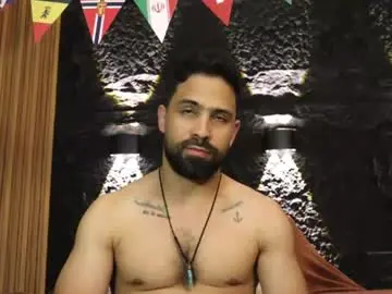 Chaturbate Free Porn Cam of leo_diaz01
