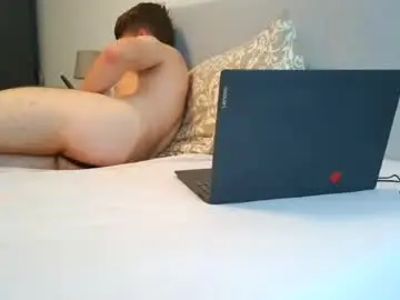 Chaturbate Nude Webcam of thecuteguy144949