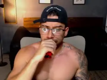 Chaturbate Sex Chat of mike_montoya