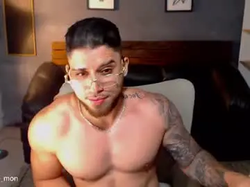 Chaturbate Live Sex Cam of mike_montoya