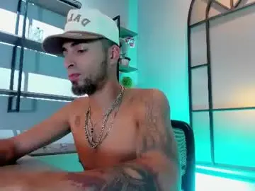 Chaturbate Nude Webcam of drakeneumann