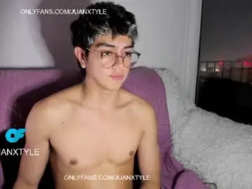 Chaturbate Live Sex of juancamroom