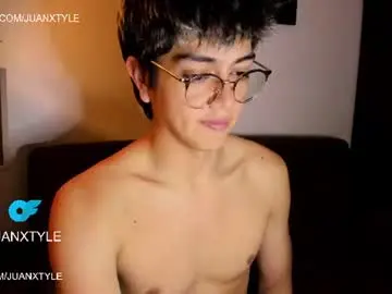 Chaturbate Free Porn Cam of juancamroom