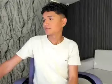 Chaturbate Free Porn Cam of davexxx_