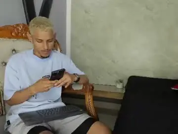 Chaturbate Private Sex Chat of camilo_contrerass