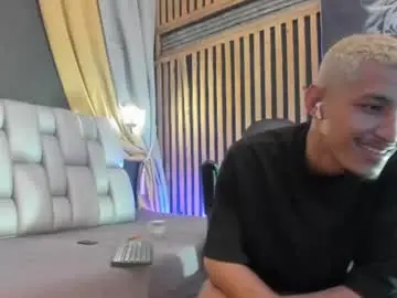 Chaturbate Watch Live Sex Cams of camilo_contrerass