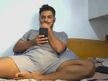 Chaturbate Free Porn Cam of spicybuoy