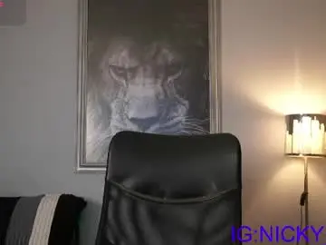 Chaturbate Live Porn of alan_morrys