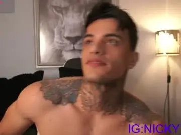Chaturbate Watch Live Sex Cams of alan_morrys