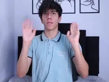 Chaturbate Free Porn Cam of marcoalexlatino