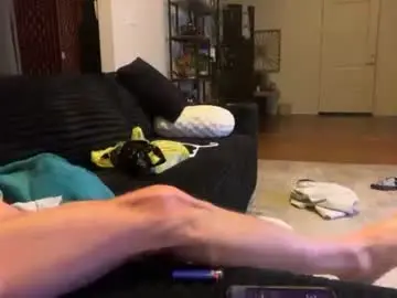 Chaturbate Live Sex Cam of lucky_bme