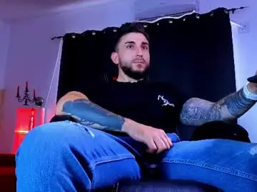 Chaturbate Free Porn Cam of mightyaaron