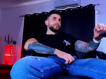 Chaturbate Nude Webcam of mightyaaron