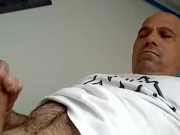 Chaturbate Live Porn of ron_butze