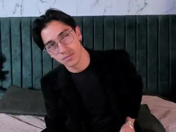 Chaturbate Live Sex of andyjoy_