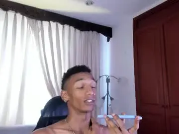 Chaturbate Sex Cam of juliensaint_