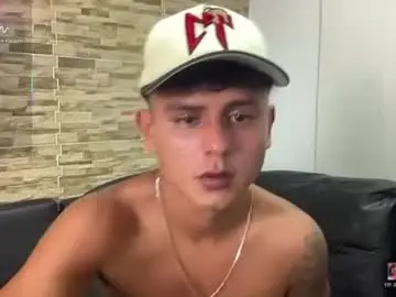 Chaturbate Adult Webcams of bob_pettersonn