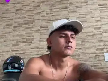 Chaturbate Best live sex cam show of bob_pettersonn