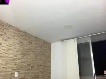 Chaturbate Adult Webcams of bob_pettersonn