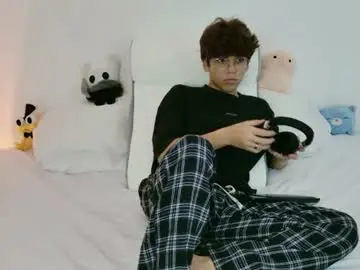Chaturbate Best live sex cam show of samy_twink