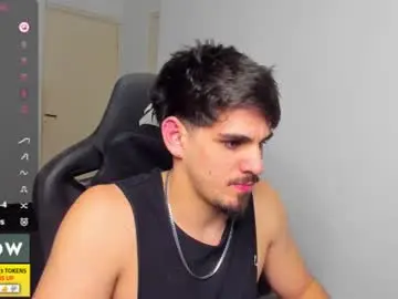 Chaturbate Watch Live Sex Cams of derekcb