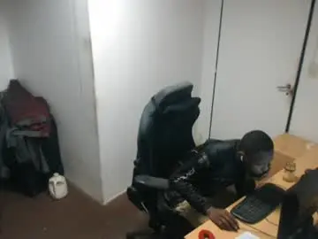 Chaturbate Live Sex Cam of masterdomfuck