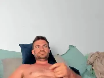 Chaturbate Free Porn Cam of 10in_deluxe