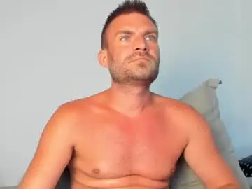 Chaturbate Live Sex of 10in_deluxe