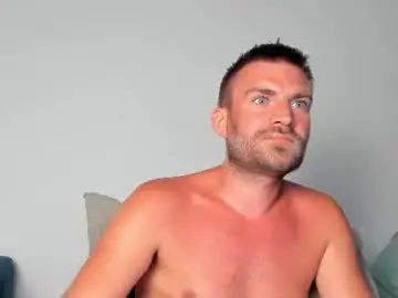 Chaturbate Free Live Porn of 10in_deluxe