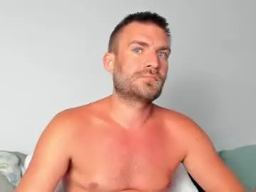 Chaturbate Live Porn of 10in_deluxe